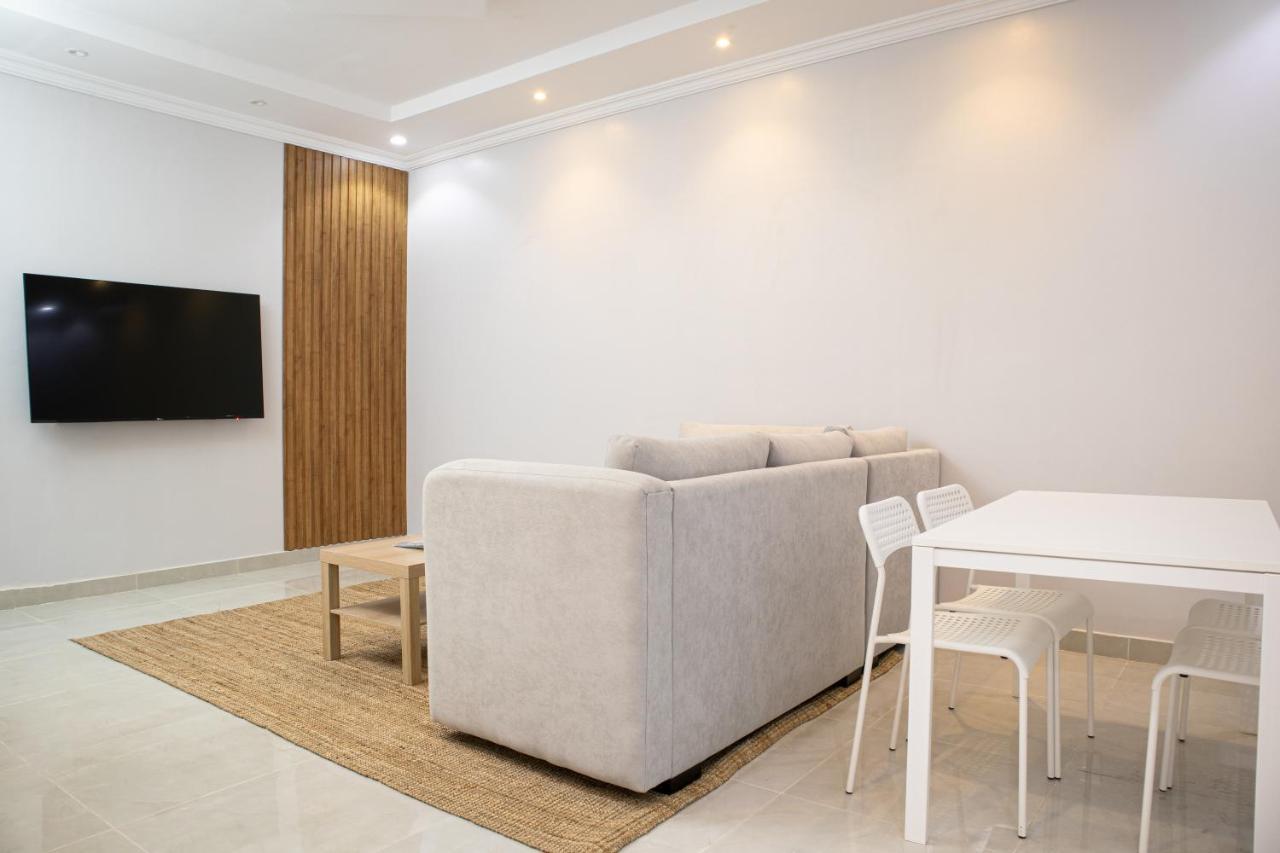 Luxurious Family Apartments 15Mins Drive To Al-Masjid Nabawi - Nozol Noor 4 Medyna Zewnętrze zdjęcie