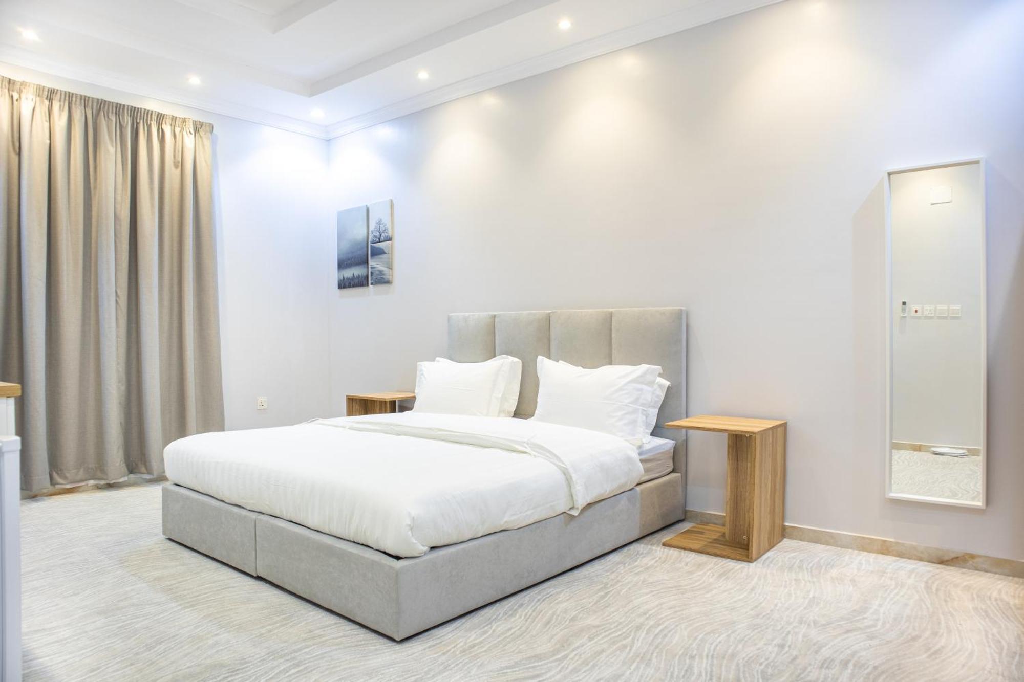 Luxurious Family Apartments 15Mins Drive To Al-Masjid Nabawi - Nozol Noor 4 Medyna Zewnętrze zdjęcie